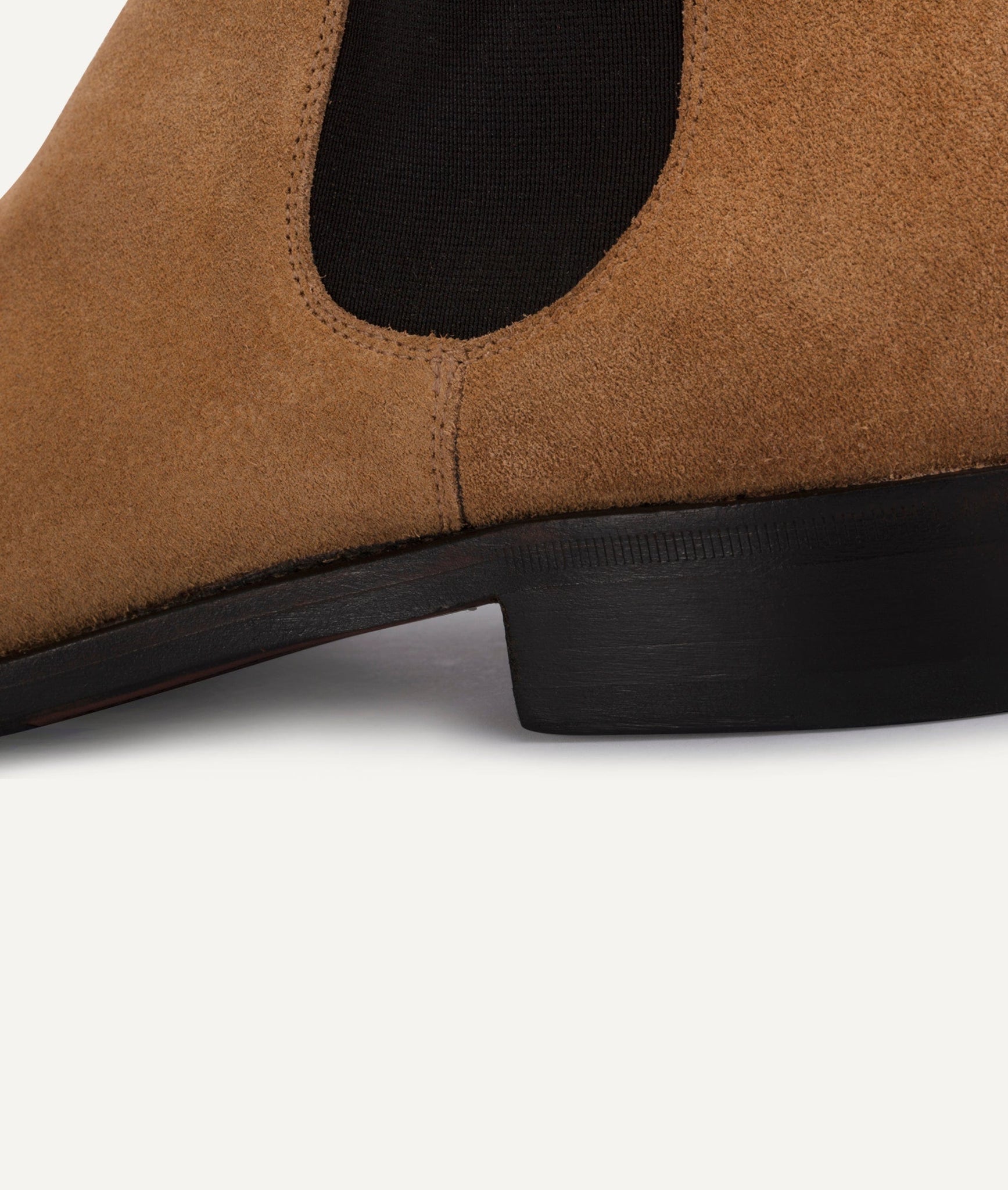 City Chelsea Boot in Suede