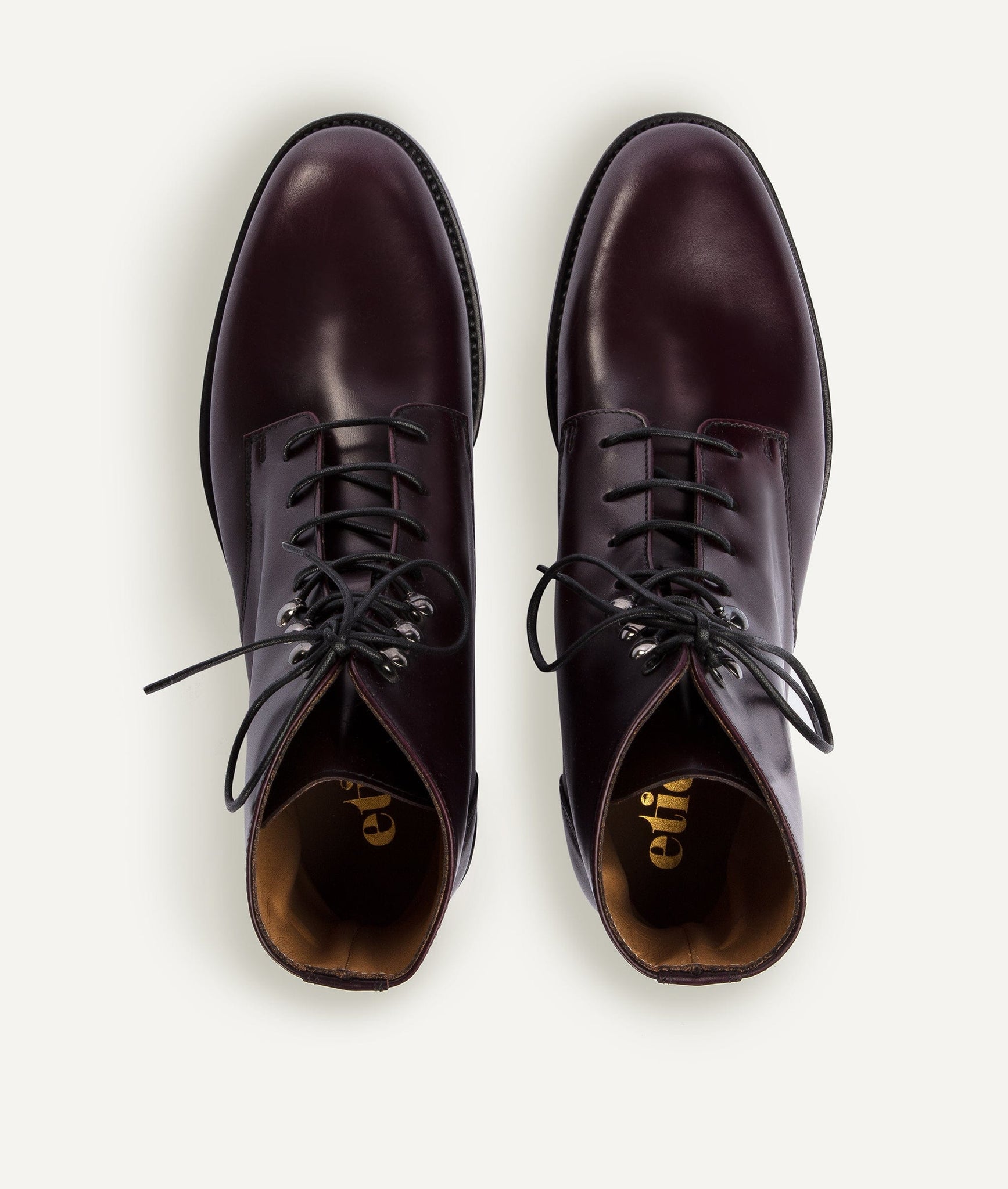 Lace-Up Boot in Calf Leather