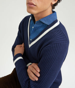 College V-Neck Sweater in Cashwool