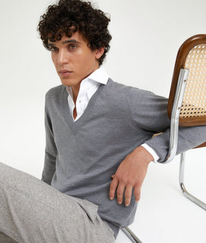 Deep V-Neck Sweater in Cashwool